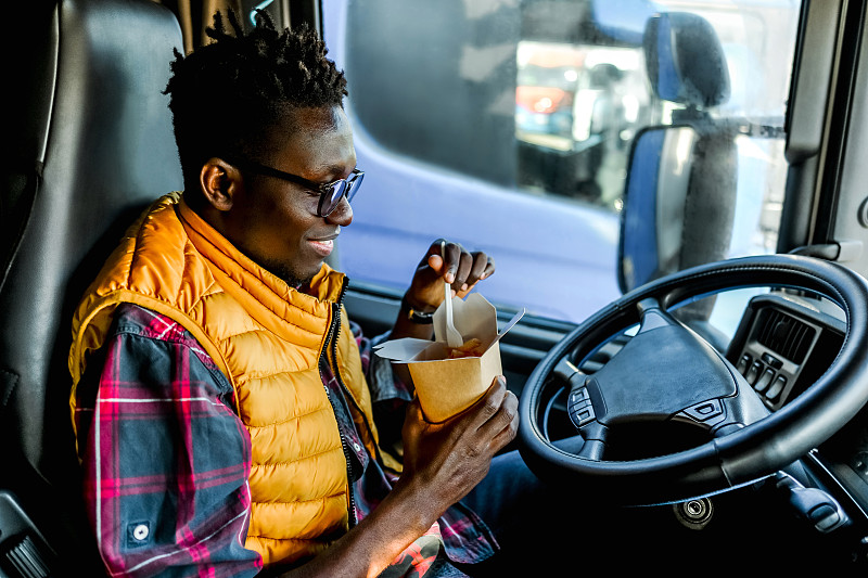 岳陽市快遞阿富汗——法拉相關城市進出口外貿物流速遞詮釋