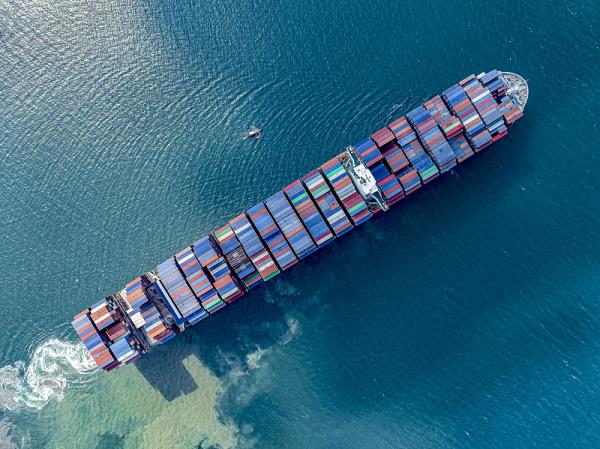 蘇州市至越南——根熱跑腿人員合作