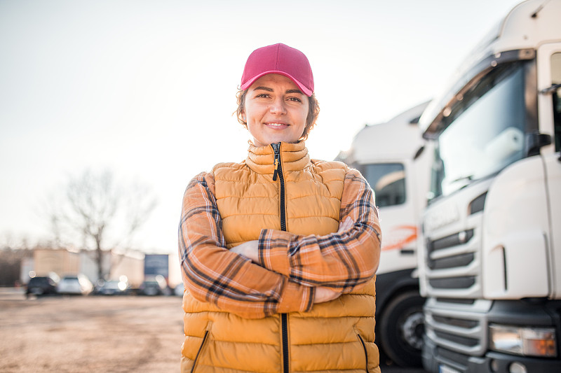 東莞市至沙特阿拉伯國際國內(nèi)相關(guān)地區(qū)物流配送合作