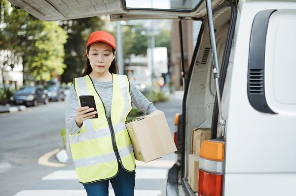 福州市至尼日爾——阿巴拉克跑腿人員合伙