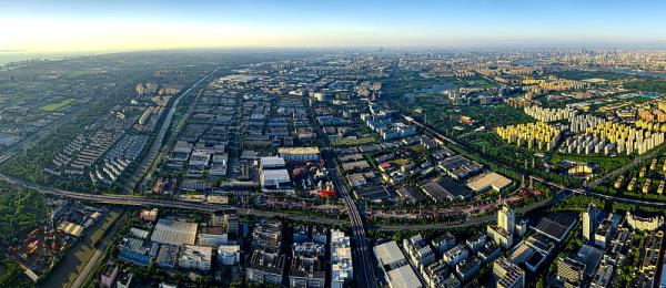 青島市至歐州國際貨運(yùn)公司合伙