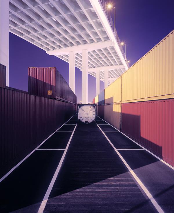 貨品車輛經九江市選用海運送貨到達烏克蘭—