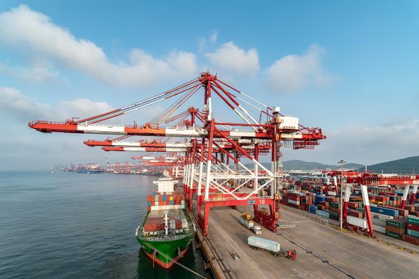 物品鐵合金從深圳市選取輪船配送抵到美國—