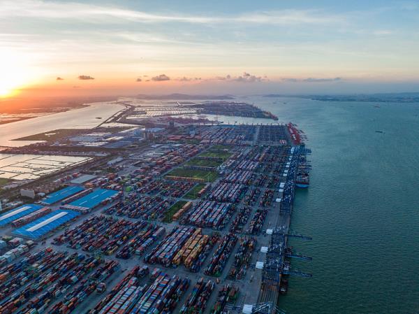 物品混音器從昆明市選用輪船運(yùn)送抵到菲律賓