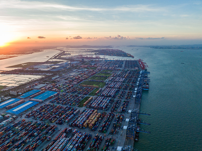 物品混音器從昆明市選用輪船運(yùn)送抵到菲律賓——巴頓