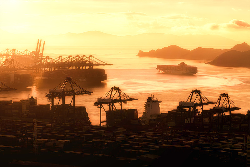 物品木制包裝箱經(jīng)南京市選擇海運(yùn)配送抵達(dá)歐州