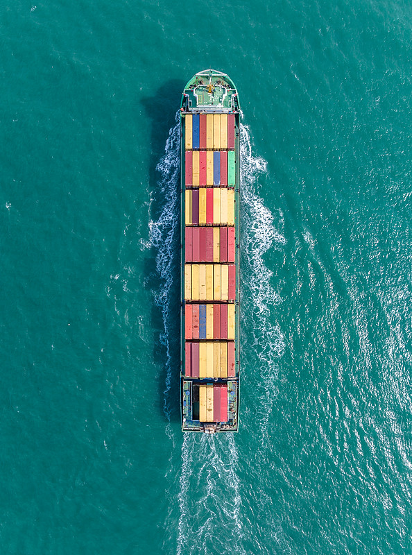 貨品書桌/書柜/辦公桌椅經杭州市采取空運運送抵到歐美