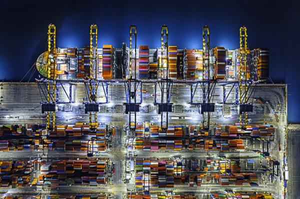 物品面包機經(jīng)深圳市選取海運送貨至科特迪瓦