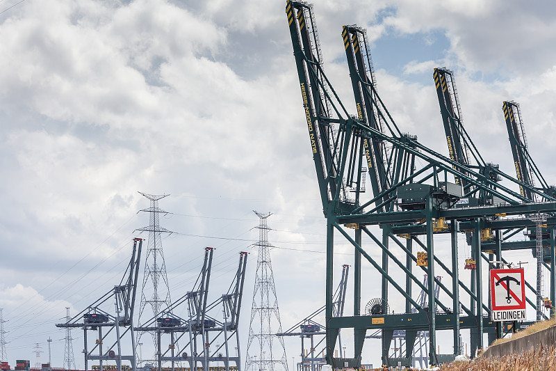 貨品智能燈泡經廣州市采納海運貨代抵達歐州