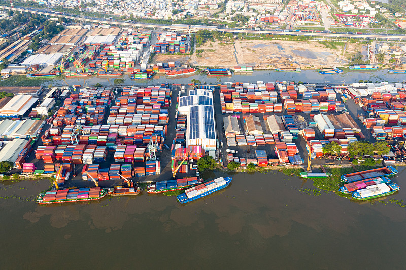 貨品入耳式耳機經淮安市采納海運運輸?shù)竭_埃及——錫瓦