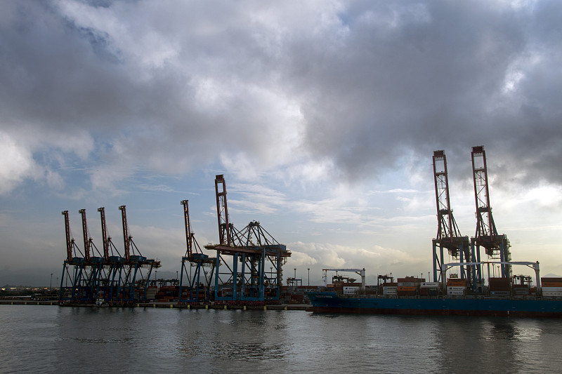 商品茶葉C.機械從南京市選用輪船物流配送至喀麥隆——加魯阿