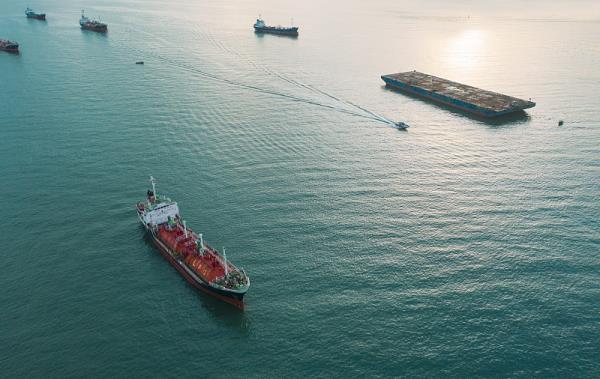 商品車載點(diǎn)煙器轉(zhuǎn)換器從臨沂市采用空運(yùn)運(yùn)輸