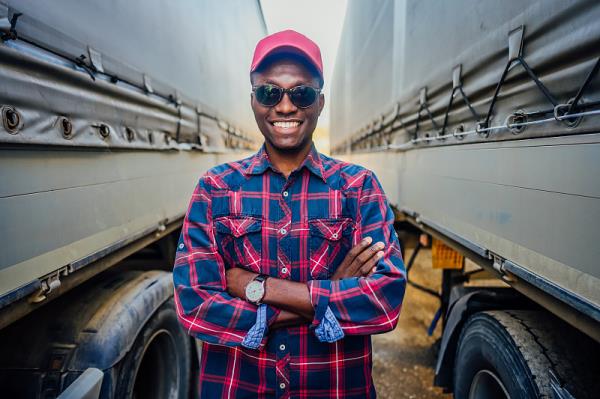 貨品松樹從上海市選擇海運快遞到赤道幾內亞