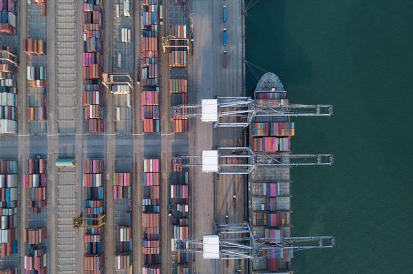 貨品香水經(jīng)北京市使用海運貨運抵到阿爾及利