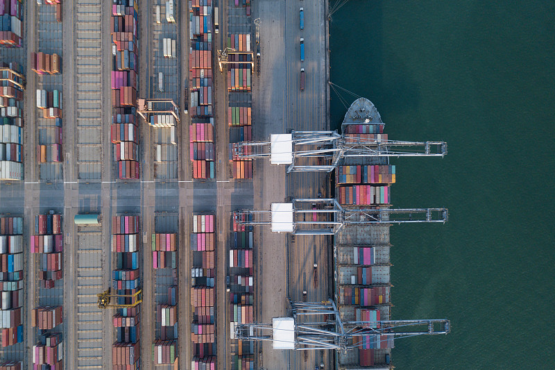 貨品香水經北京市使用海運貨運抵到阿爾及利亞——薩拉