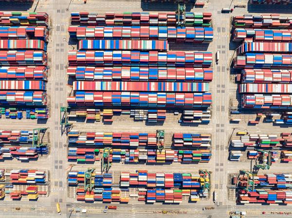 商品揚(yáng)聲器經(jīng)長(zhǎng)春市采取空運(yùn)配送到達(dá)瑞典—