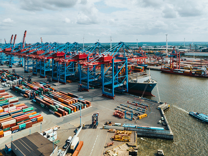 物品石棉從深圳市采用輪船快遞到匈牙利——陶陶巴尼奧