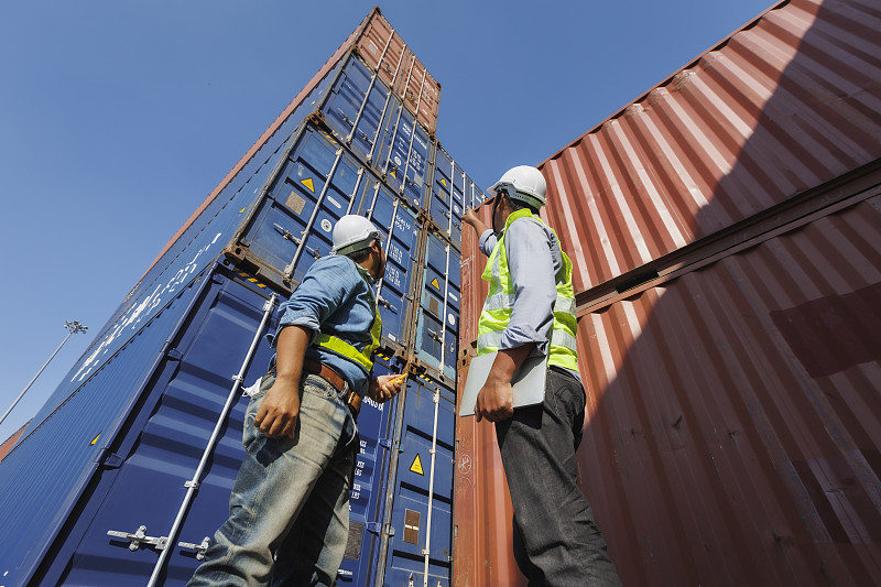 商品手機(jī)支架經(jīng)深圳市選取海運(yùn)貨運(yùn)到達(dá)東盟 商品手機(jī)支架經(jīng)深圳市選取海運(yùn)貨運(yùn)到達(dá)東盟