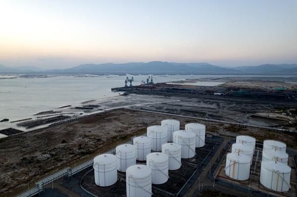 商品手機直播設(shè)備從珠海市選用空運配送抵到