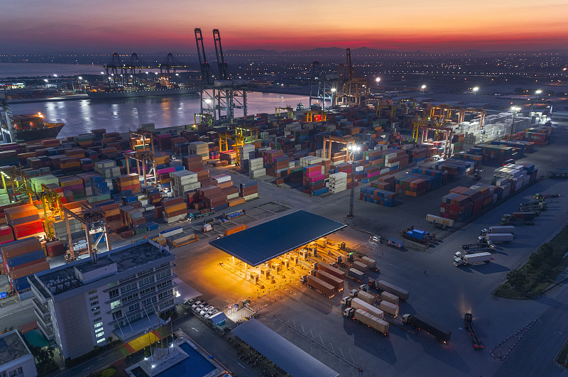 商品船舶舵機配件（舵角表、舵機電源盒）經(jīng)濟南市采納輪船速遞到達歐美