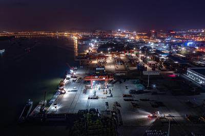 深圳市領(lǐng)風(fēng)順行國(guó)際物流有限公司有關(guān)資料