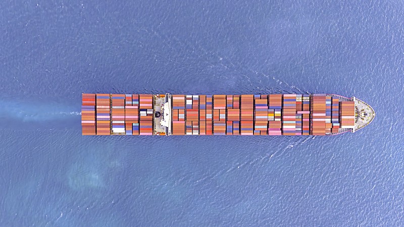 國際快遞的基本特征和選擇注意事項