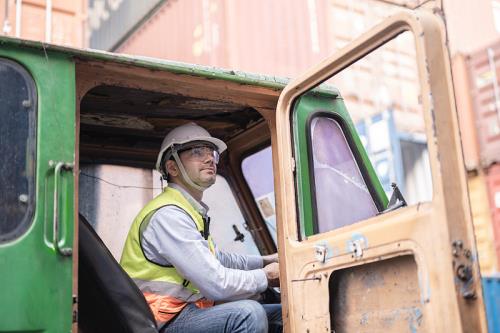 出口國(guó)交貨的貿(mào)易術(shù)語(yǔ)_外貿(mào)術(shù)語(yǔ)_外貿(mào)知識(shí)網(wǎng)