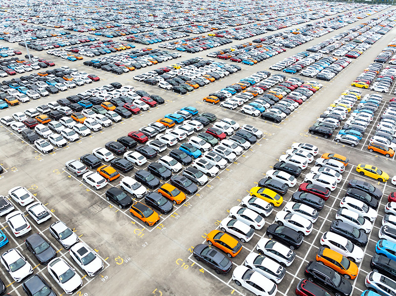 5倍集裝箱運價終將回落，全球貿易寒冬恐明年來臨