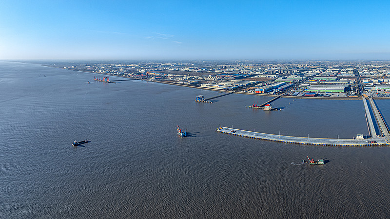 船司春節(jié)假期前，每周運(yùn)力削減三分之一？船司取消近百個(gè)航次國(guó)際海運(yùn)