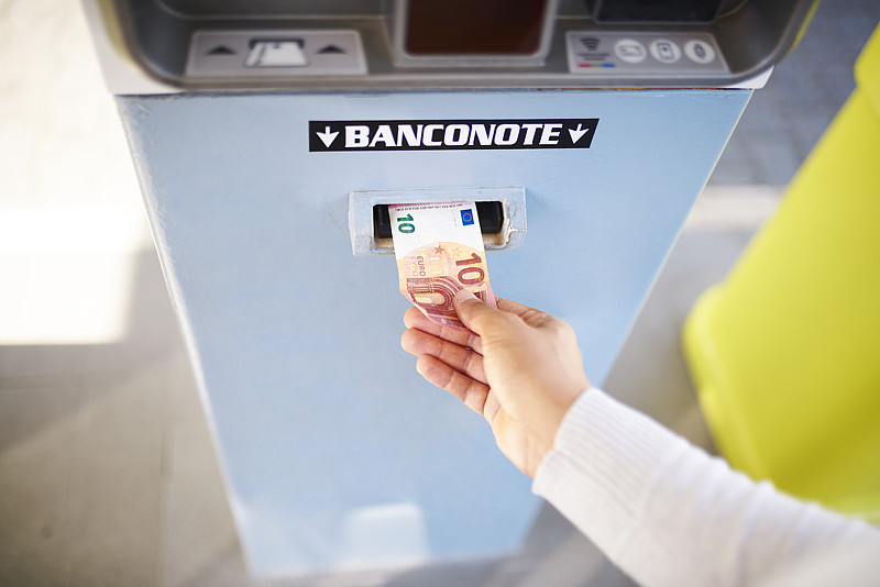 出口業(yè)務(wù)中不同交貨條件下的風(fēng)險(xiǎn)及其防范措施_外貿(mào)術(shù)語_外貿(mào)知識(shí)網(wǎng) 出口業(yè)務(wù)中不同交貨條件下的風(fēng)險(xiǎn)及其防范措施_外貿(mào)術(shù)語_外貿(mào)知識(shí)網(wǎng)