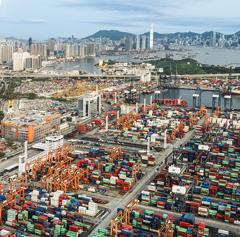 國際快遞首重和續(xù)重的具體費用對比