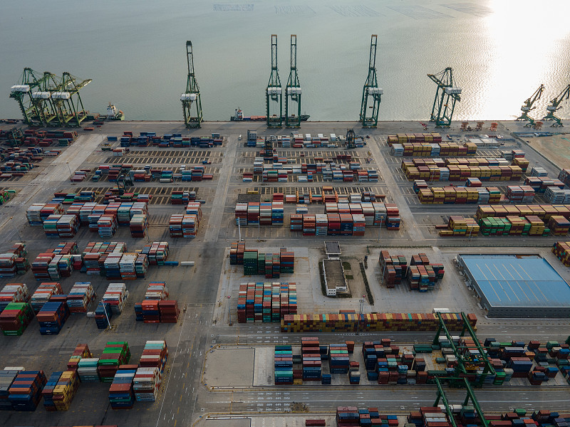 海關(guān)新政速遞 | 個(gè)人物品入境新規(guī)要點(diǎn) 海關(guān)新政速遞 | 個(gè)人物品入境新規(guī)要點(diǎn)