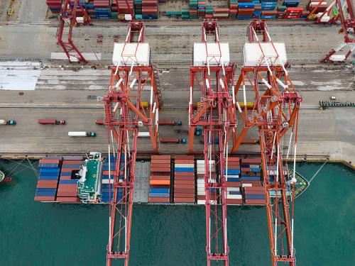 怎么查到國(guó)際快遞價(jià)格表？想發(fā)一批貨到國(guó)外