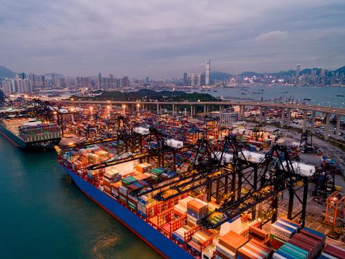 外貿(mào)術語FOB 和 C&amp;F 有什么區(qū)別_外貿(mào)術