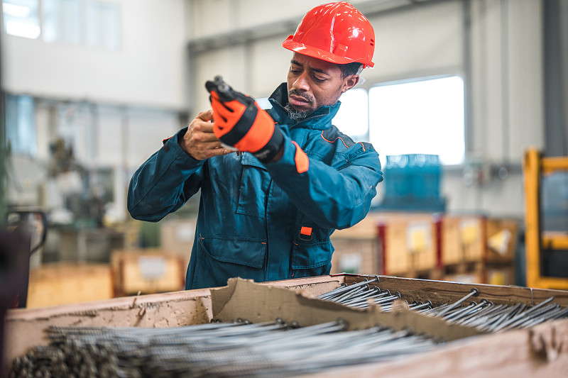 國內(nèi)有比較靠譜的合作貨代公司可以推薦嗎？