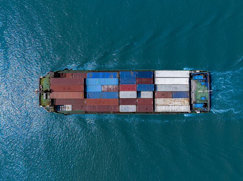 國內(nèi)寄護(hù)目鏡到國外，什么快遞能寄