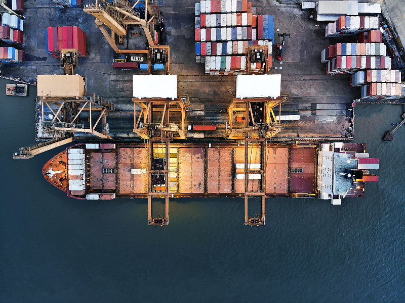 貿(mào)易術(shù)語的正確使用 貿(mào)易術(shù)語的正確使用