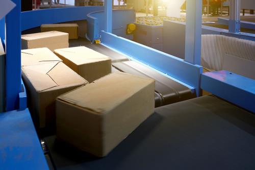 怎么寄國(guó)際快遞，寄到美國(guó)的.用什么快遞？