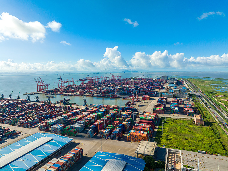 國際快遞如何繳納關稅，由誰來支付費用