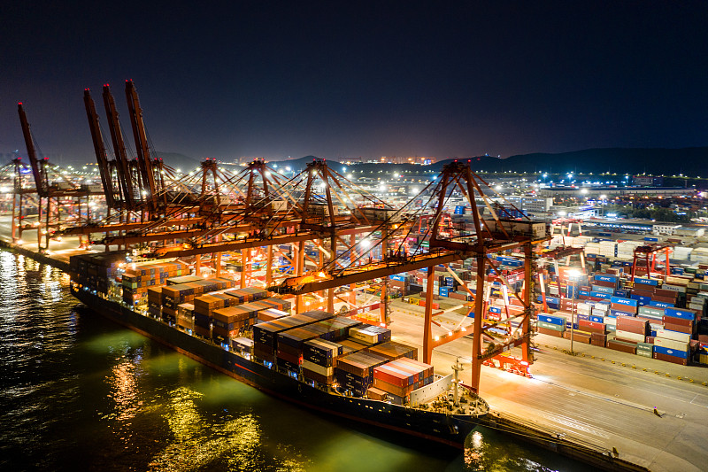 兩家工廠的貨可以一起報(bào)關(guān)嗎？