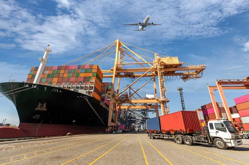 深圳能走仿牌出口的快遞公司有嗎?