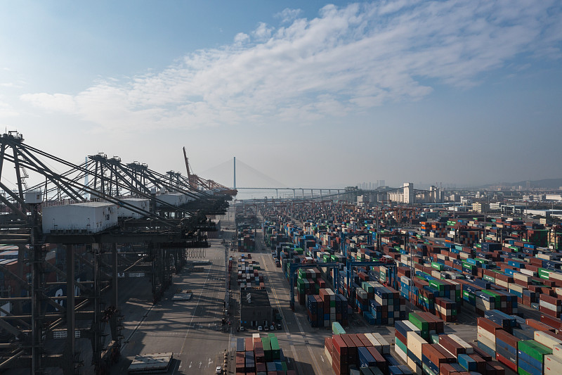 國際快遞清關(guān)文件中的商業(yè)發(fā)票需包含哪些信息？（跨境電商賣家請注意）