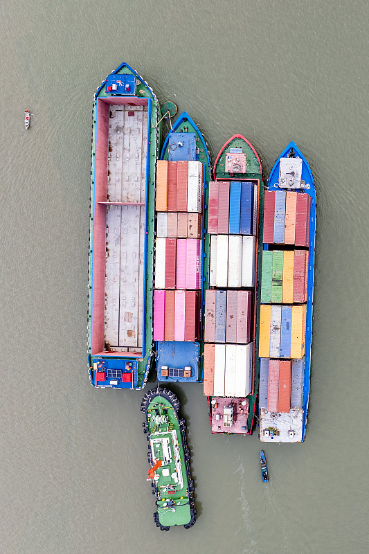 國(guó)際空運(yùn)價(jià)格收費(fèi)標(biāo)準(zhǔn)是多少（國(guó)際空運(yùn)干貨知識(shí)分享）