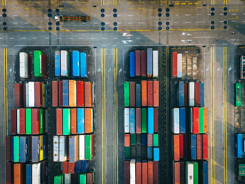 國際快遞與國內快遞的區(qū)別？跨境小白必須要知道的知識點