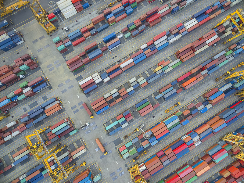 UPS快遞、FedEx快遞極力拉攏地區(qū)包裹托運(yùn)人