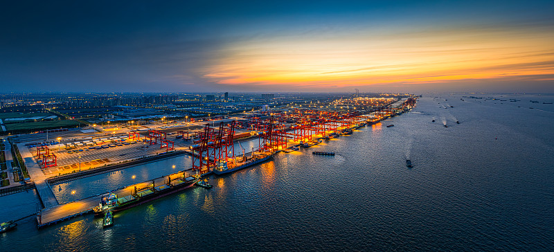 22秒通關(guān)！海量包裹經(jīng)深圳快速“達(dá)全球”