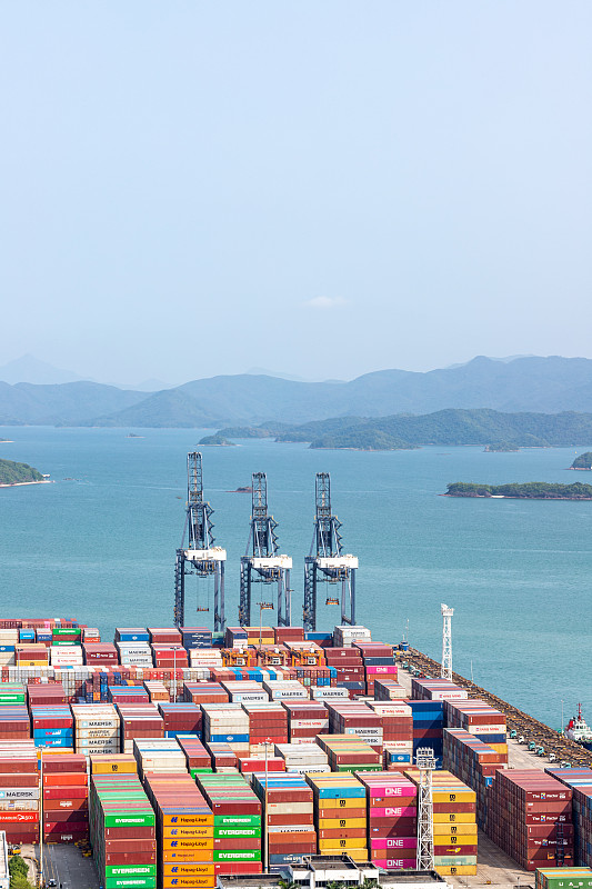 國際海運整柜和散貨一樣嗎