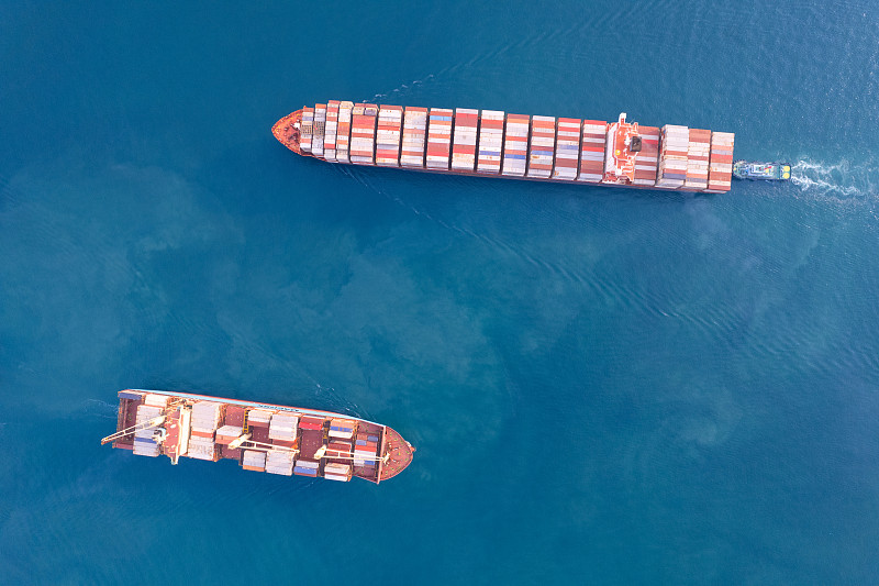 全國首條跨省跨境重卡換電干線啟動