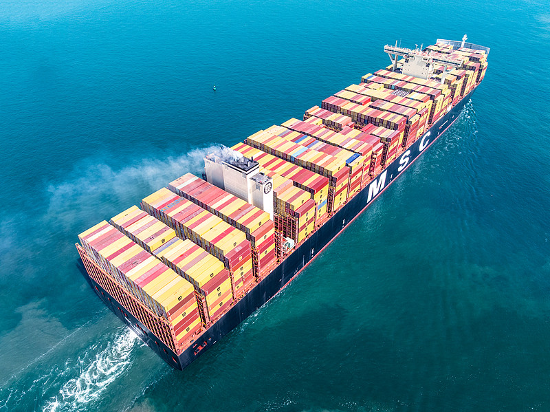 特朗普回應俄美元首通話：毫無進展，我不高興