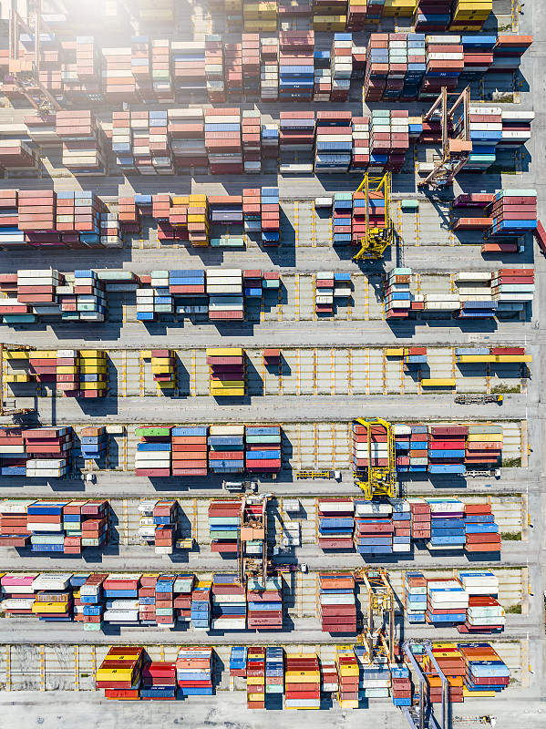 川普政府推郵政包裹新稅制:中國產品每件暫繳200美元固定關稅